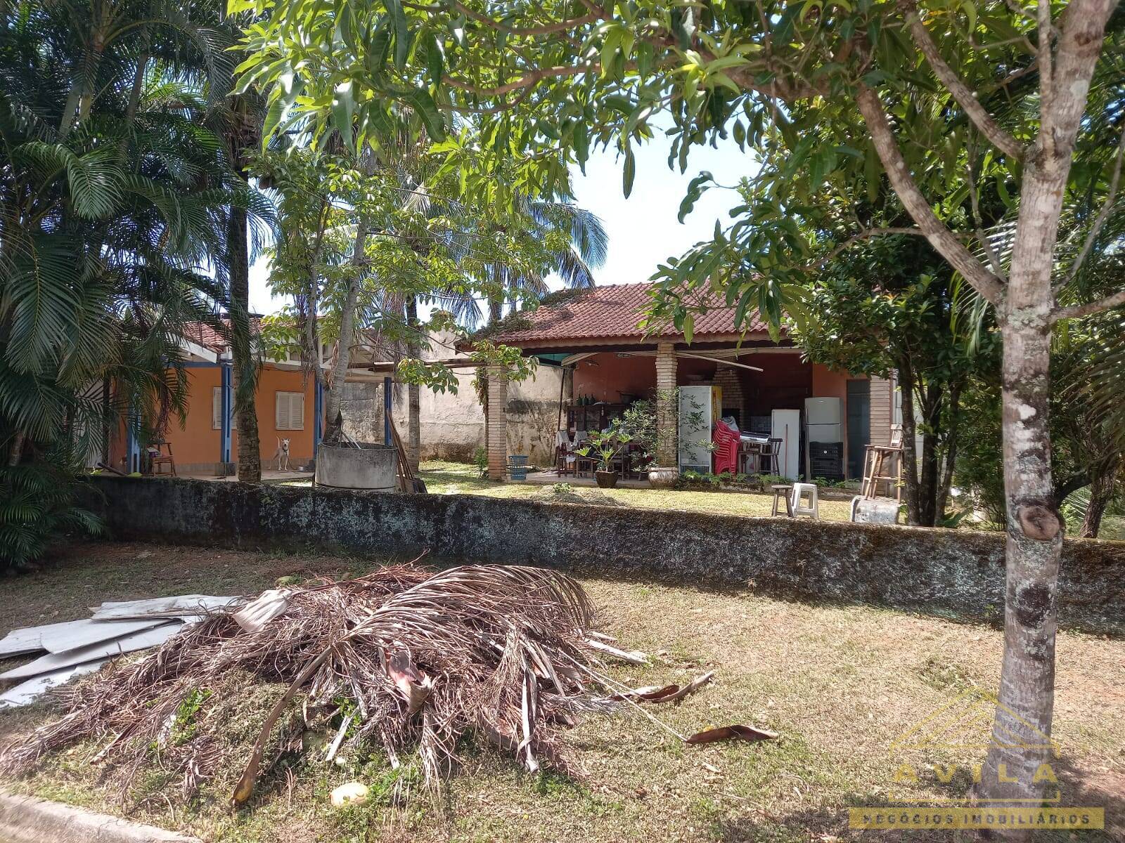 Morada da praia à venda terreno de esquina!