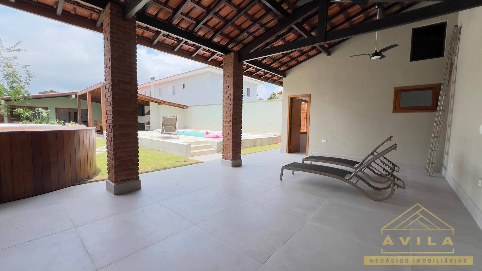 Casa, 4 quartos, 232 m² - Foto 4