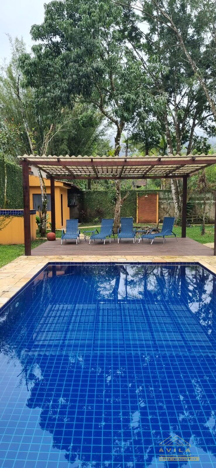 Vendo linda casa em Cambury São Sebastião SP!