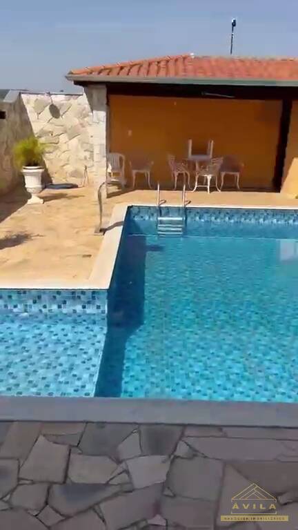 Chácara, 4 quartos, 235 m² - Foto 1