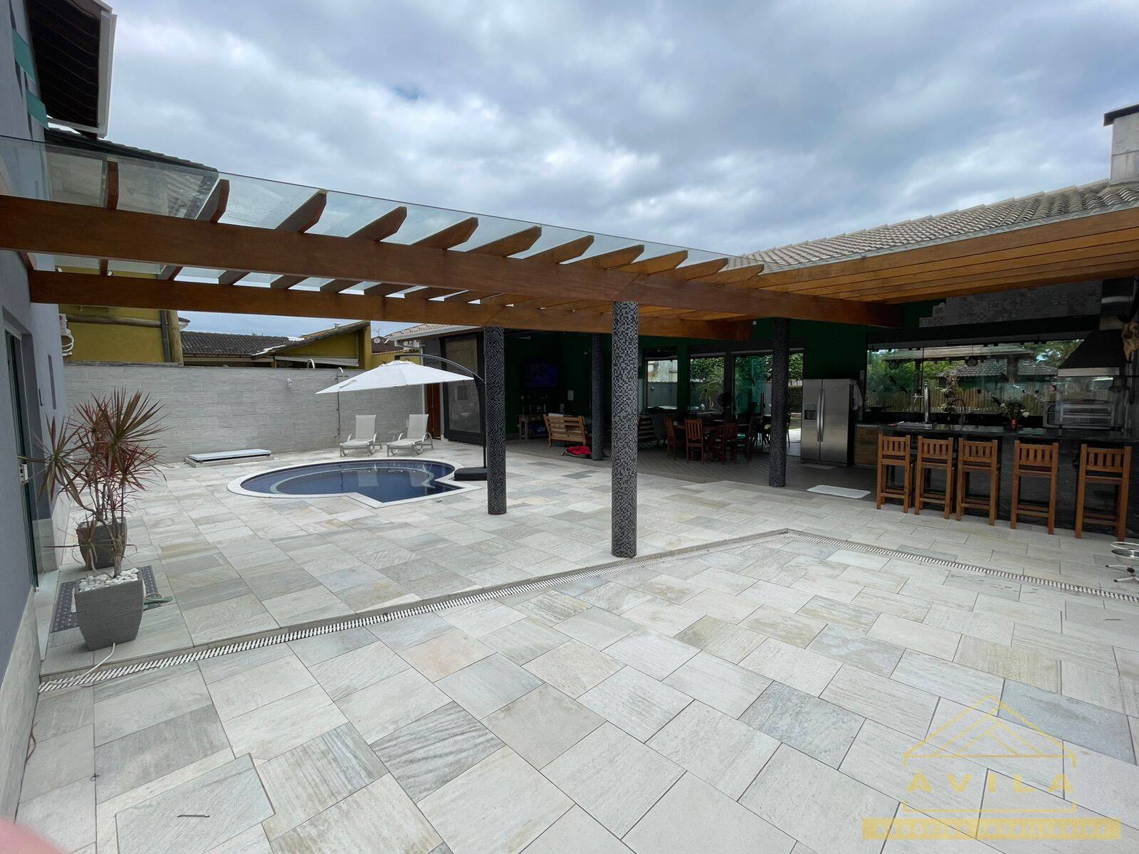 Casa, 5 quartos, 288 m² - Foto 4